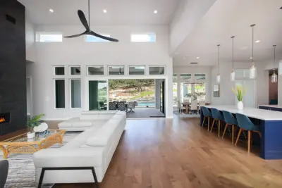 Contemporary: 4,950 sq ft, 4 Bedrooms | 4 Bathrooms | 2 Stalls by Genuine Custom Homes