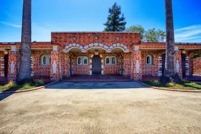 Enigmatic Court, New Dwelling, Accessory Dwelling Unit, Preservation of Historic Buildings by Santa Cruz Green Builders