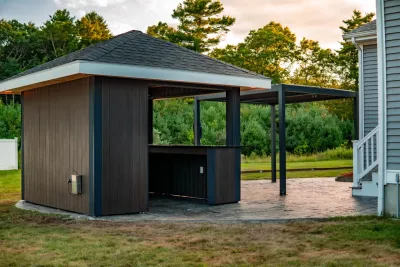 Custom Outdoor Bar by Amazing Garden & Construction