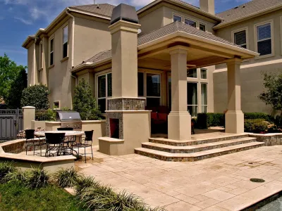 Las Colinas Residence by LandPatterns, Inc