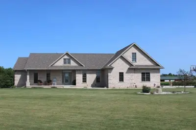 Buhr Construction Inc. - Roofing & Gutter Services in Brussels, WI