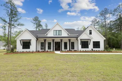 110 Builders - Flooring Installation Services in Mandeville, LA
