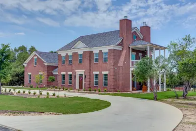 Parker Homes - Custom Home Builders in New Braunfels, TX
