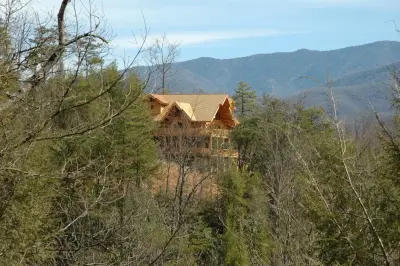 Highlands Log Structures - Custom Home Builders in Abingdon, VA