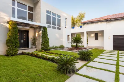 Davis Residence — Landscape Design project by LandStudio