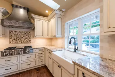 Asher Homes Inc. - Carpentry & Woodworking in Ashland, OR