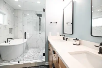 Elevate the Glamour by Pythoge Custom Homes And Renovations