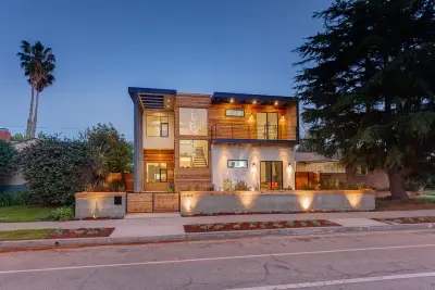 Pacific Crest Design + Build - Architectural & Building Design Services in Los Angeles, CA