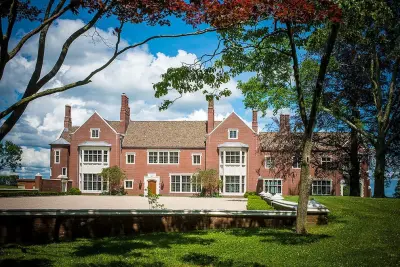 Hilltop Manor by Hobbs INC