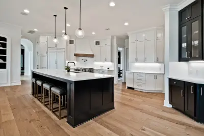 Southgate Estates Residence, 6300 square feet by Celtic Custom Homes