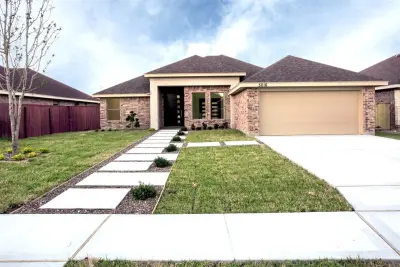 Sycamore Bespoke Residence — Custom Home Builders project by Caltia Construction