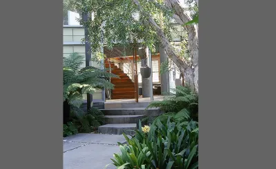 Glass House Garden — Landscape Design project by Lisa Gimmy Landscape Architecture