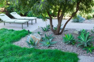 Neutra: Hafley House by Lisa Gimmy Landscape Architecture