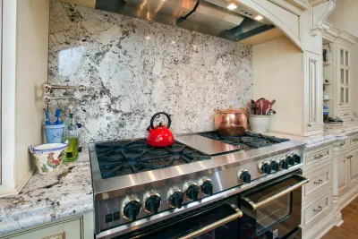 Newport Art Space | Colorado Springs, CO by Sol Granite & Natural Stone