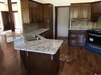 Friend's Custom Granite & Quartz - Countertop Installation Services in El Reno, OK