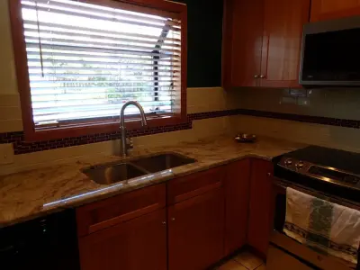 Goodman Builder LLC - Countertop Installation Services in Newport, OR