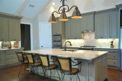 Sellers Tile Distributors - Custom Cabinets & Cabinetry in Albany, GA