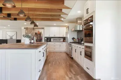 HR Construction and Design - Bathroom Remodeling in Olympia, WA