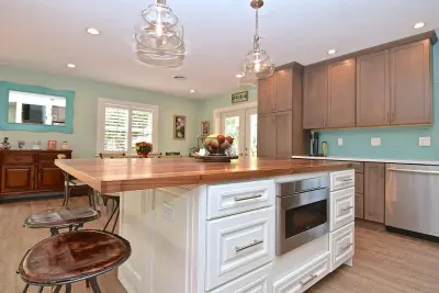 A Kitchen Makeover After Fifty Years // Palmetto by Gilbert Design Build