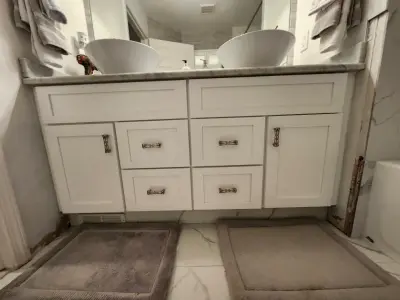 South Lyon Bathroom Remodeling by Kitchen Tune-Up Novi, MI