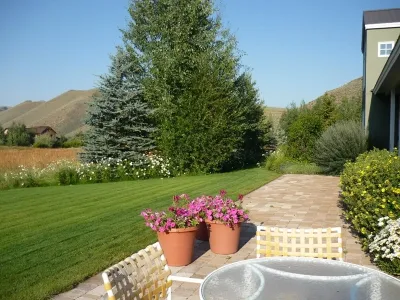 Lyon Landscape Architects - Patio Design & Installation in Kirkland, WA