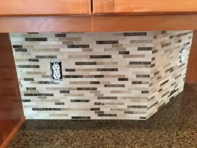 Wall Tile Accent by Spencer Remodeling