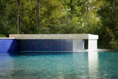 The Silver Medal Winner APSP 2012 — Landscape Design project by Marquise Pools in The Woodlands