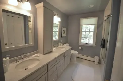 Elliot Drive Bathroom Simsbury by D.E. Jacobs Associates, Inc.