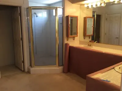 restroom renovation by Amos Tile LV