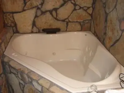 Grayson Accentt Marble - Bathroom Remodeling in Sherman, TX