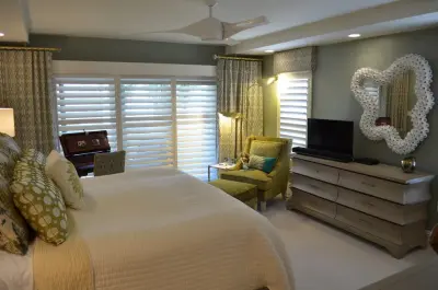 Dreamworks Kitchen & Bath - Kitchen Remodeling in Naples, FL