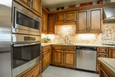 Meadows of Beauty Kitchen by Home Run Remodeling & Construction, Inc.