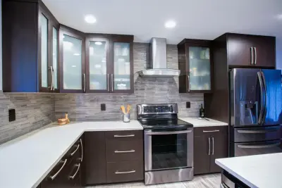 V & C Cabinet Design - Kitchen Remodeling in Tampa, FL