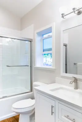 Straight Line Design and Remodeling - Bathroom Remodeling in Beaverton, OR