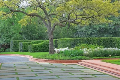 Staub Renaissance Garden by McDugald-Steele