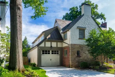 The English Contractor & Remodeling Services - Custom Home Builders in Cincinnati, OH