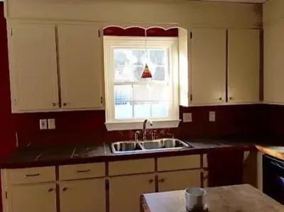 Snow White Shaker Door Cabinet Refacing by Kitchen Solvers Of Charleston