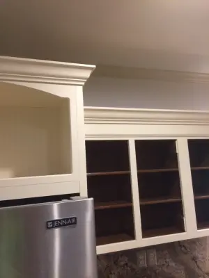 Three Decade Old Kitchen — Kitchen Remodeling project by Spraymasters Inc