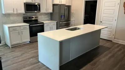 GMQ Tops Mobile - Custom Cabinets & Cabinetry in Mobile, AL