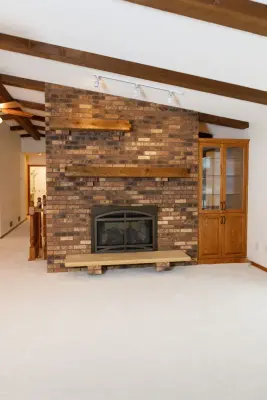 Brighton Classic Ground Level by Zinran Construction Services Inc.
