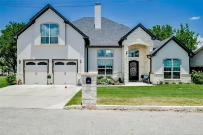 CMEG Construction & Remodeling - Roofing & Gutter Services in Granbury, TX