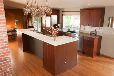 Revamped Mid-Century Modern by Matt White, Neil Kelly Company