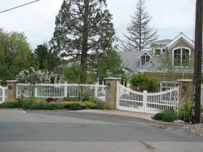 Montgomery Robbins, Inc. - Landscape Construction in Alamo, CA