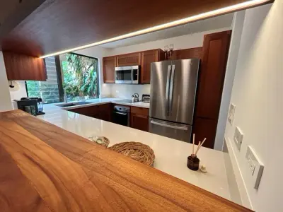 Beacon Construction LLC - Bathroom Remodeling in Wailuku, HI