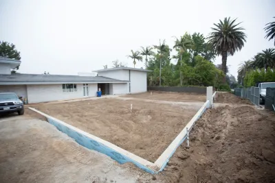 Privacy Planting - Before & After — Landscape Design project by Moon Valley Nurseries in Irvine