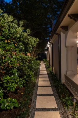 Piney Point Gardens — Landscape Design project by Moss Landscaping in Houston