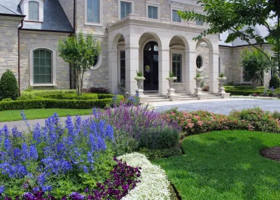Provincial Estate - Katy by Moss Landscaping