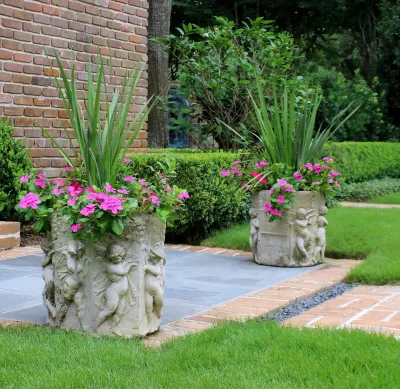 Moss Landscaping - Garden Remodeling in Houston, TX