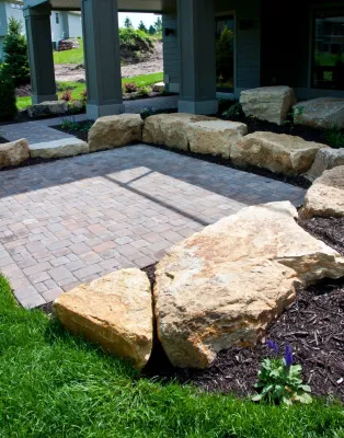 Artisan Homes by MT Carpenter Landscape Inc.