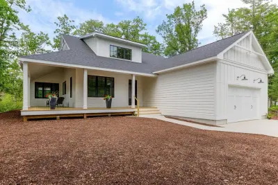 2018 Grand Traverse Home Builders Association Parade of Homes - Winner of the People's Choice Award by CMB Construction